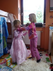 dressing up games